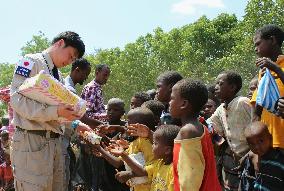 Japan restaurant workers lead food drive in E. Africa