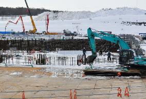Construction resumes on nuclear fuel storage facility
