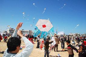 Kite-flying in Gaza