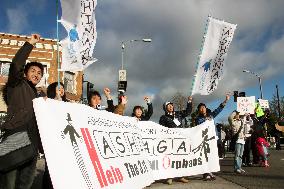 Tohoku students run L.A. marathon