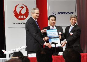 Dreamliner jets handed over to JAL