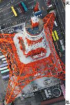 Tokyo Tower undergoes repairs