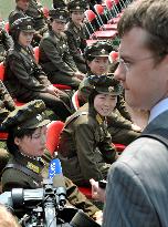 Foreign journalist and N. Korean soldiers