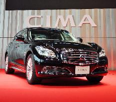 Nissan to launch Cima luxury hybrid sedan