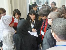 Japanese students in U.N. session simulation contest