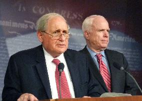 U.S. Sens. Levin, McCain on defense bill