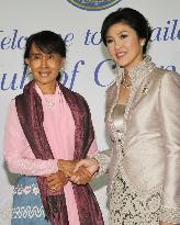 Suu Kyi, Yingluck