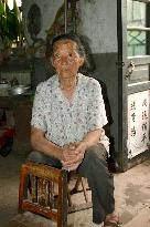 Blind human rights activist Chen's mother