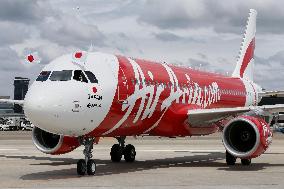 AirAsia Japan's 1st jet arrives in Japan
