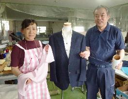 Ishikawa's paper-woven textile draws attention