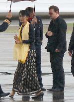 Suu Kyi leaves for Ireland