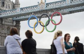 Olympic rings at Tower Bridge