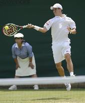 Nishikori reaches 3rd round at Wimbledon