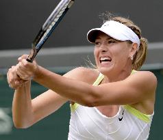 Sharapova advances to 3rd round at Wimbledon