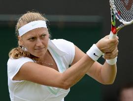 Kvitova advances to quarterfinals at Wimbledon