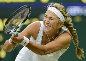 Azarenka advances to quarterfinals at Wimbledon