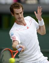 Murray advances to semifinals at Wimbledon