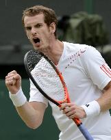 Murray advances to semifinals at Wimbledon