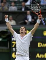 Murray advances to semifinals at Wimbledon