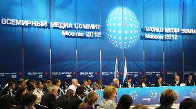 News agencies, newspapers discuss int'l cooperation