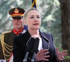 Clinton in Kabul