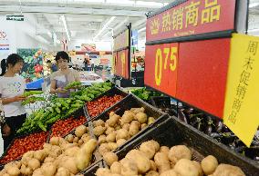 China's consumer prices up 2.2% in June
