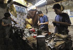 Illegal gun-making alive and well in Philippines