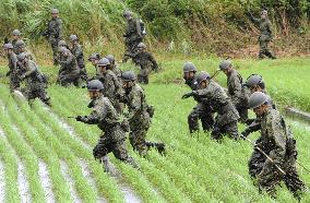 Heavy rain hits southwestern Japan