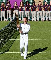 Murray at torch relay