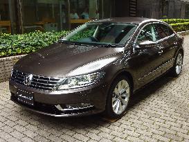 Volkswagen launches CC premium sedan in Japan
