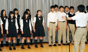 Japan disaster-hit students visit New York