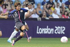 Japan beat Canada in Olympic women's soccer opener