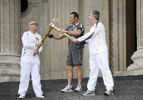 Torch relay in London