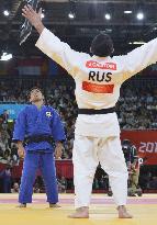 Russia's Galstyan defeats Japan's Hiraoka in men's 60-kg judo final