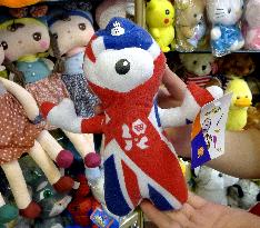 Pirated Olympic goods sold in China