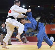 Japan's Nakai loses to Germany's Bischof in judo at London Games