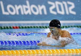 Kitajima advances to Olympic 200m breaststroke final