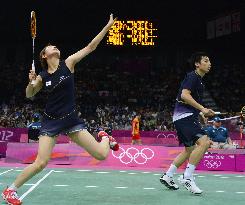 Japan's badminton mixed doubles pair loses to Denmark