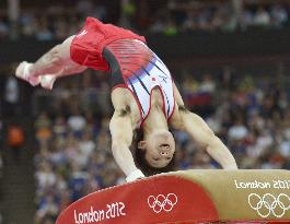 Japan's Uchimura wins gold in men's gymnastics all-around