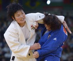 Japan's Ogata beats S. Korean Jeong in women's 78-kg judo at London