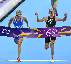 Spirig wins gold in women's triathlon