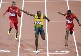 Jamaica's Bolt wins men's 100 meters