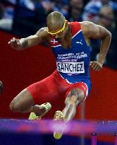 Sanchez wins gold in men's 400m hurdles