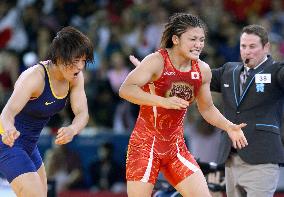 Icho wins gold in women's 63-kg wrestling
