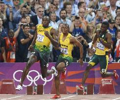 Bolt wins men's 200 meters