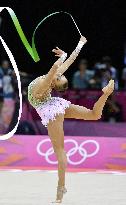 Kanaeva qualifies for rhythmic gymnastics final