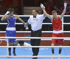 Shimizu bronze in Olympic bantam boxing