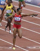 U.S. sets new world record in 4x100m relay