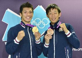 Murata gold, Shimizu bronze in Olympic boxing