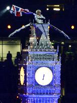 Curtain drawn on London Games, passes baton to Rio